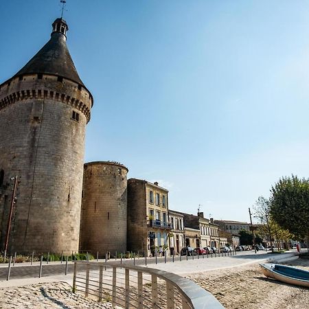 Logis Hotel De La Tour 利布尔讷 外观 照片