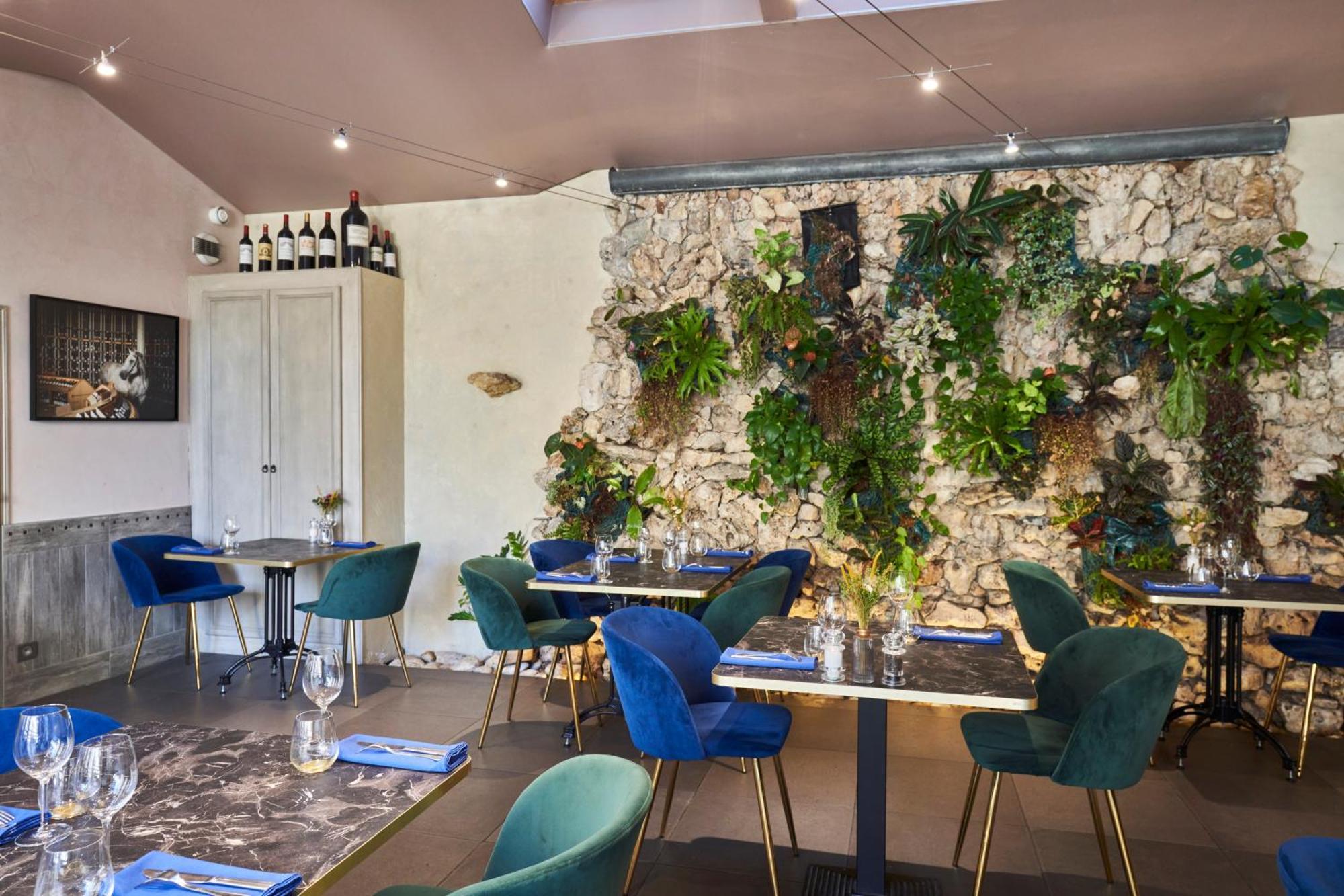 Logis Hotel De La Tour 利布尔讷 外观 照片